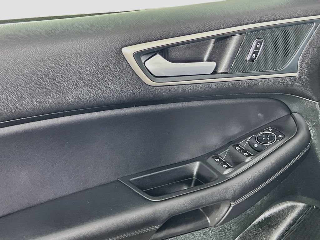 Certified 2024 Ford Edge SEL AWD/4WD image 22