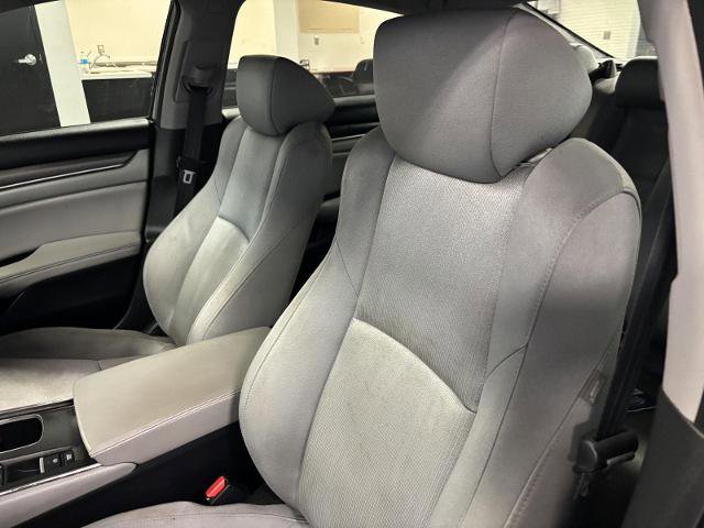 Used 2019 Honda Accord LX image 18