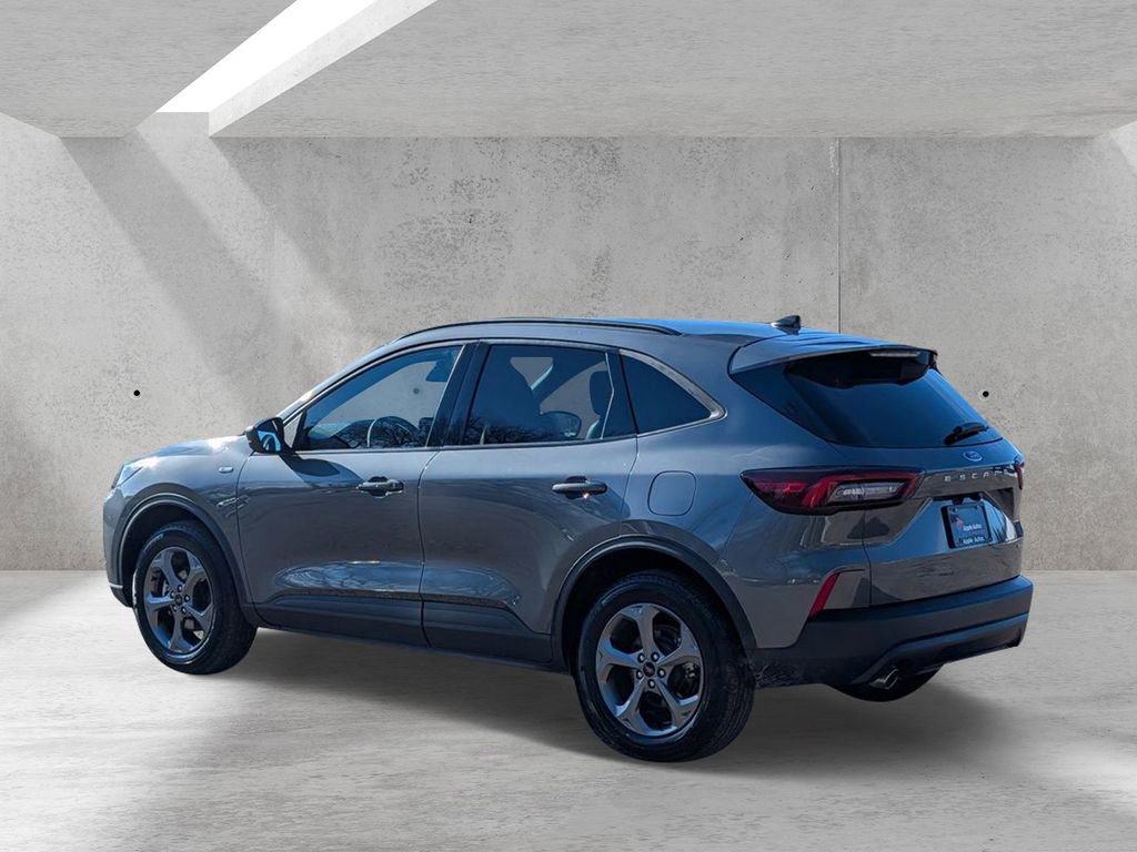 Certified 2025 Ford Escape ST-Line image 4