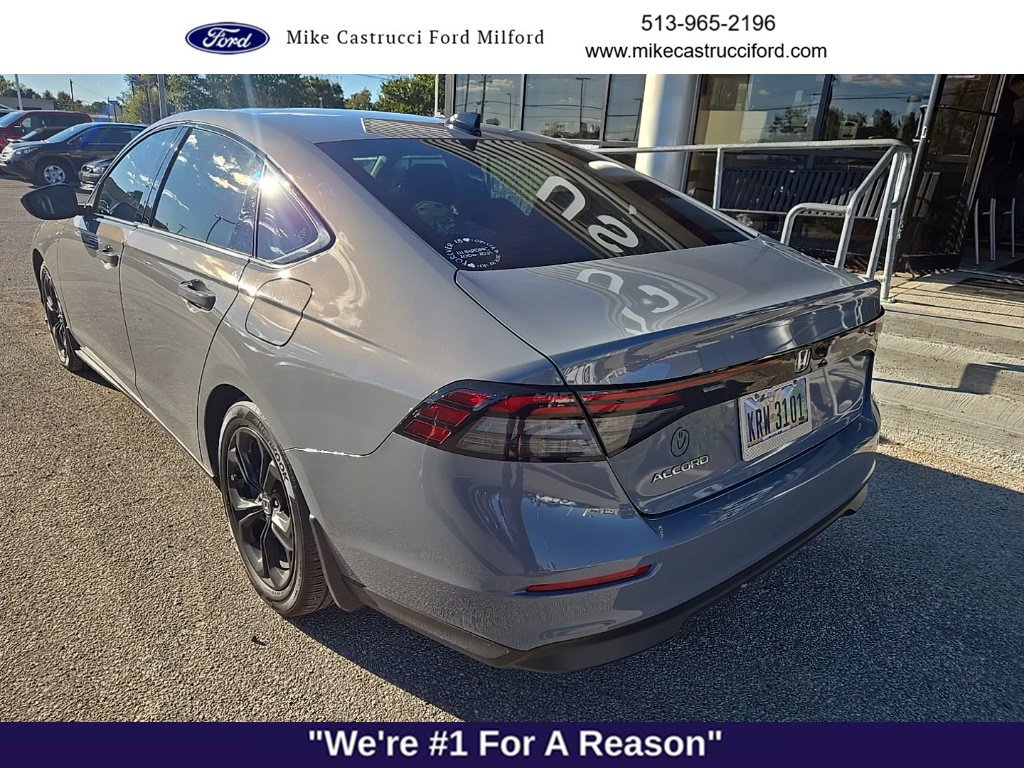 Used 2025 Honda Accord SE image 4