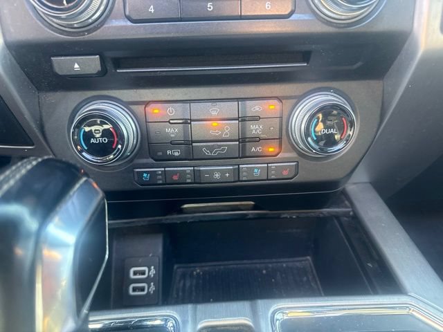 Certified 2018 Ford F150 Platinum w/ Equipment Group 701A Luxury AWD/4WD image 17