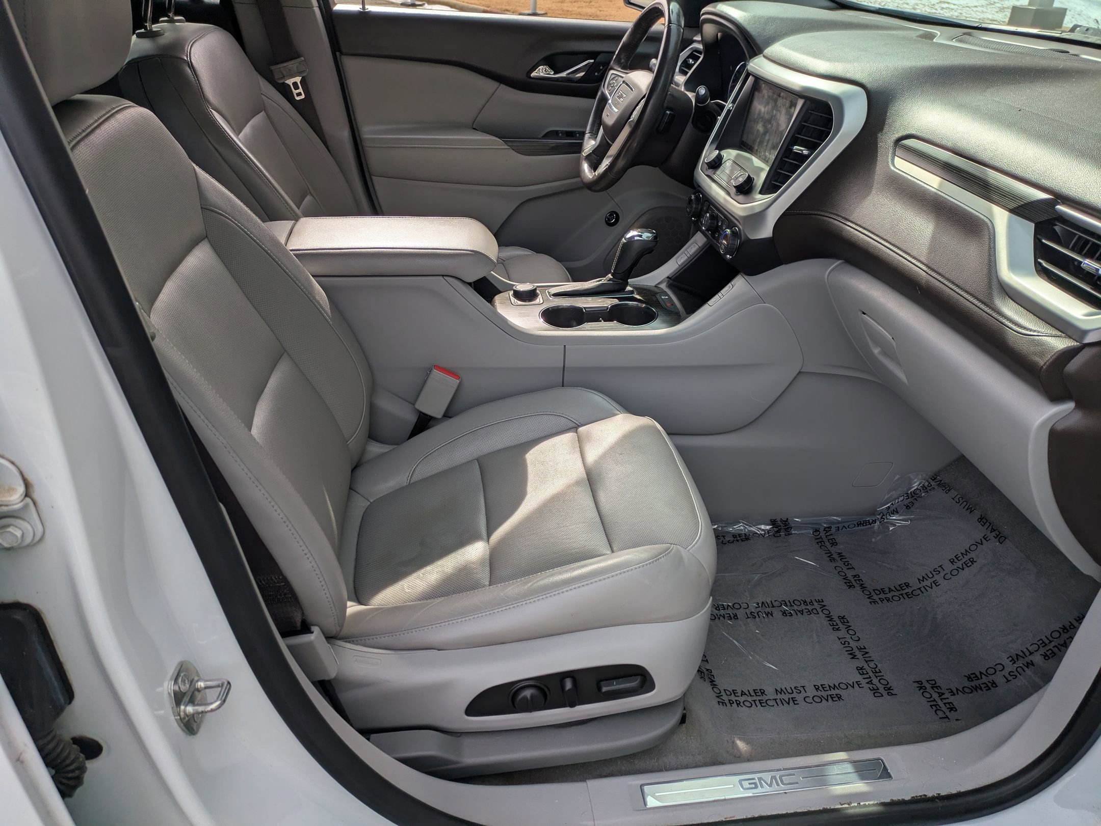 Used 2017 GMC Acadia SLT image 38