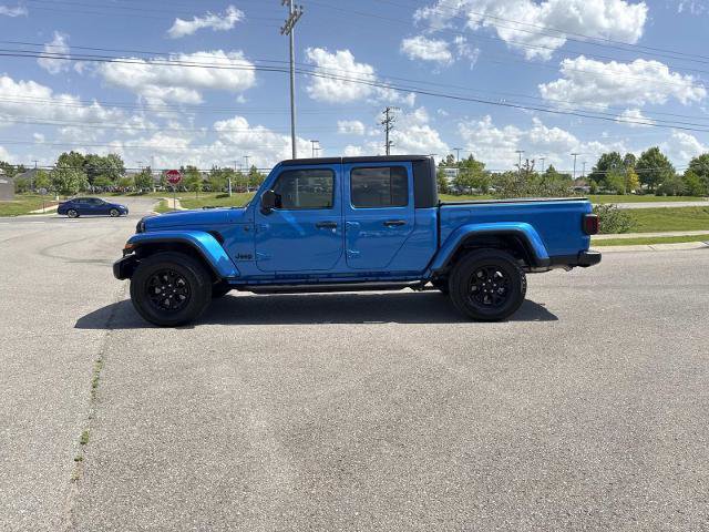 Used 2024 Jeep Gladiator Sport AWD/4WD image 8
