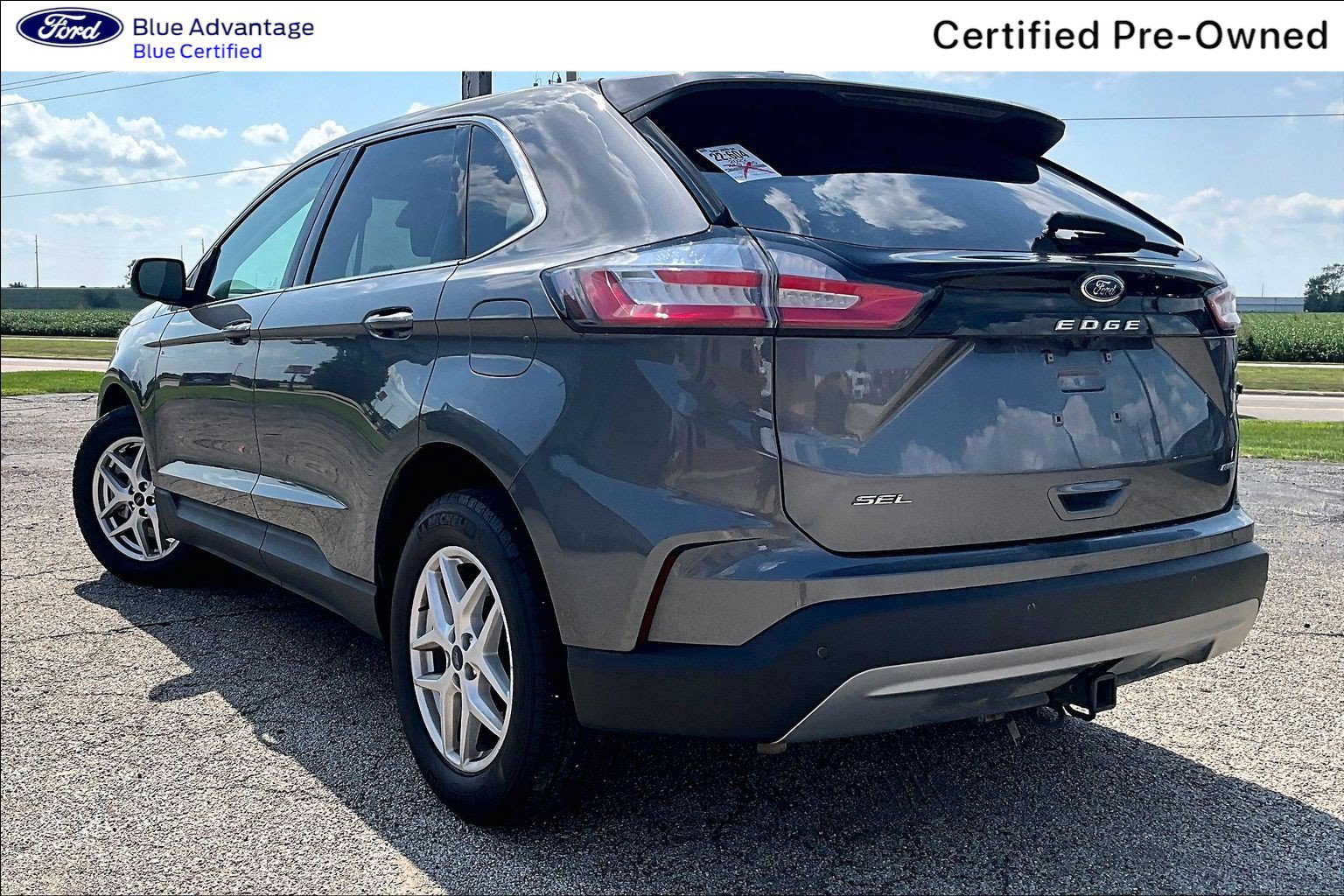 Certified 2022 Ford Edge SEL w/ Convenience Package AWD/4WD image 6