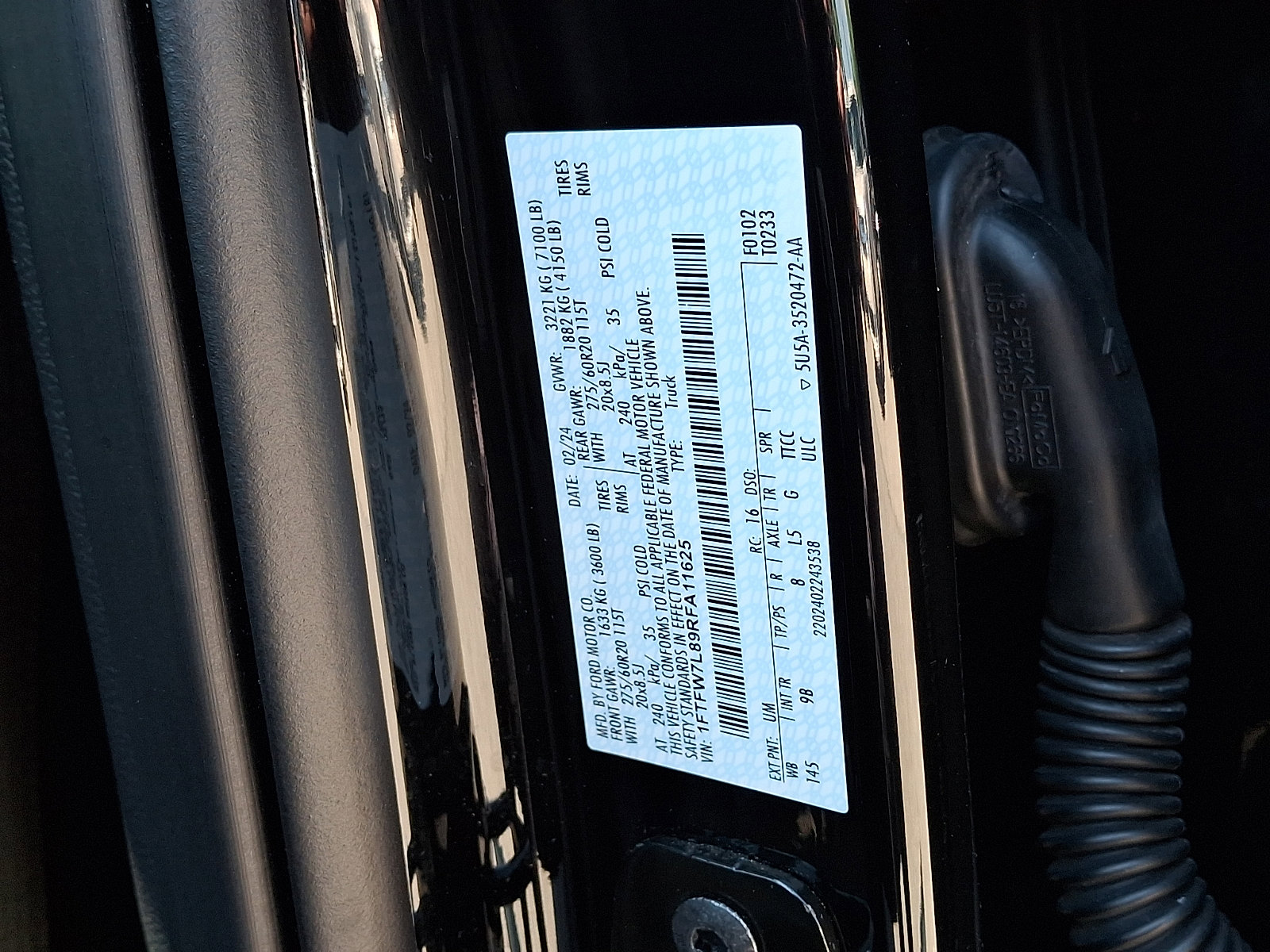 Certified 2024 Ford F150 Platinum w/ Equipment Group 702A High AWD/4WD image 31