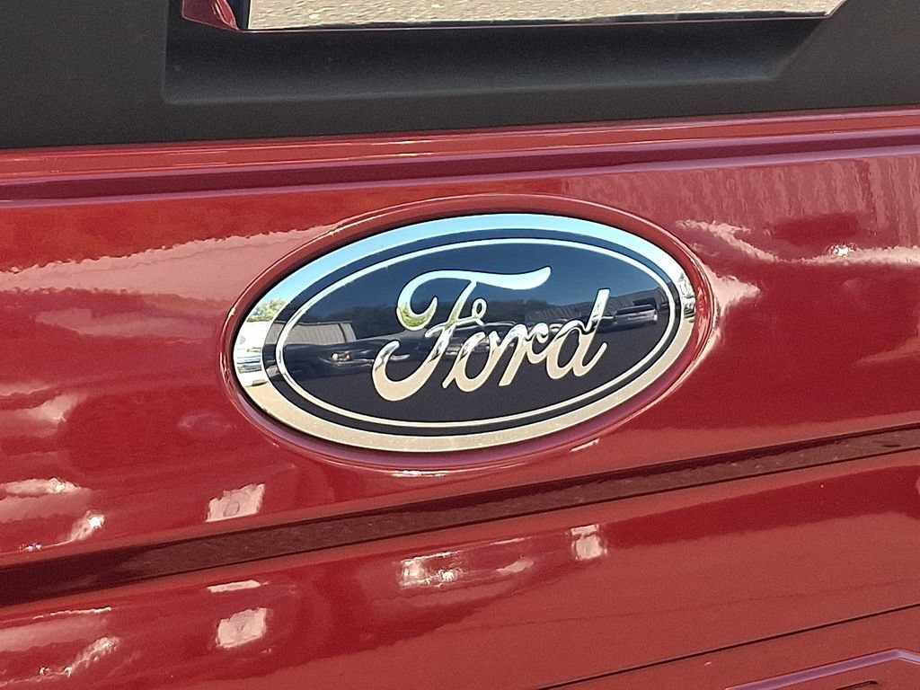 Certified 2020 Ford F250 XLT w/ XLT Premium Package AWD/4WD image 30