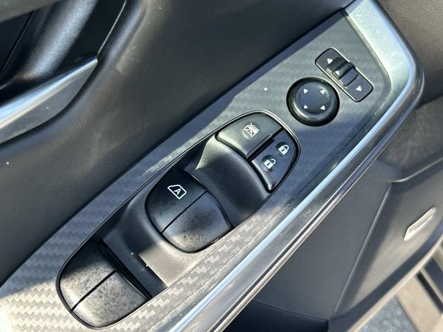Used 2022 Nissan Sentra SR w/ SR Premium Package FWD image 28