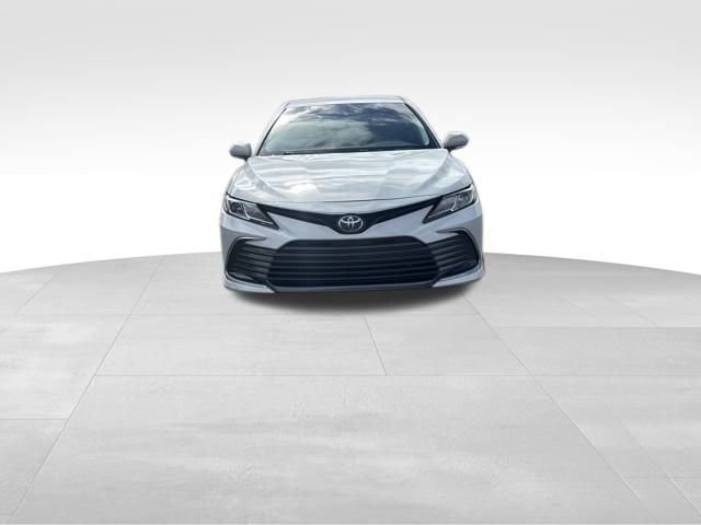Used 2024 Toyota Camry LE w/ Convenience Package image 7
