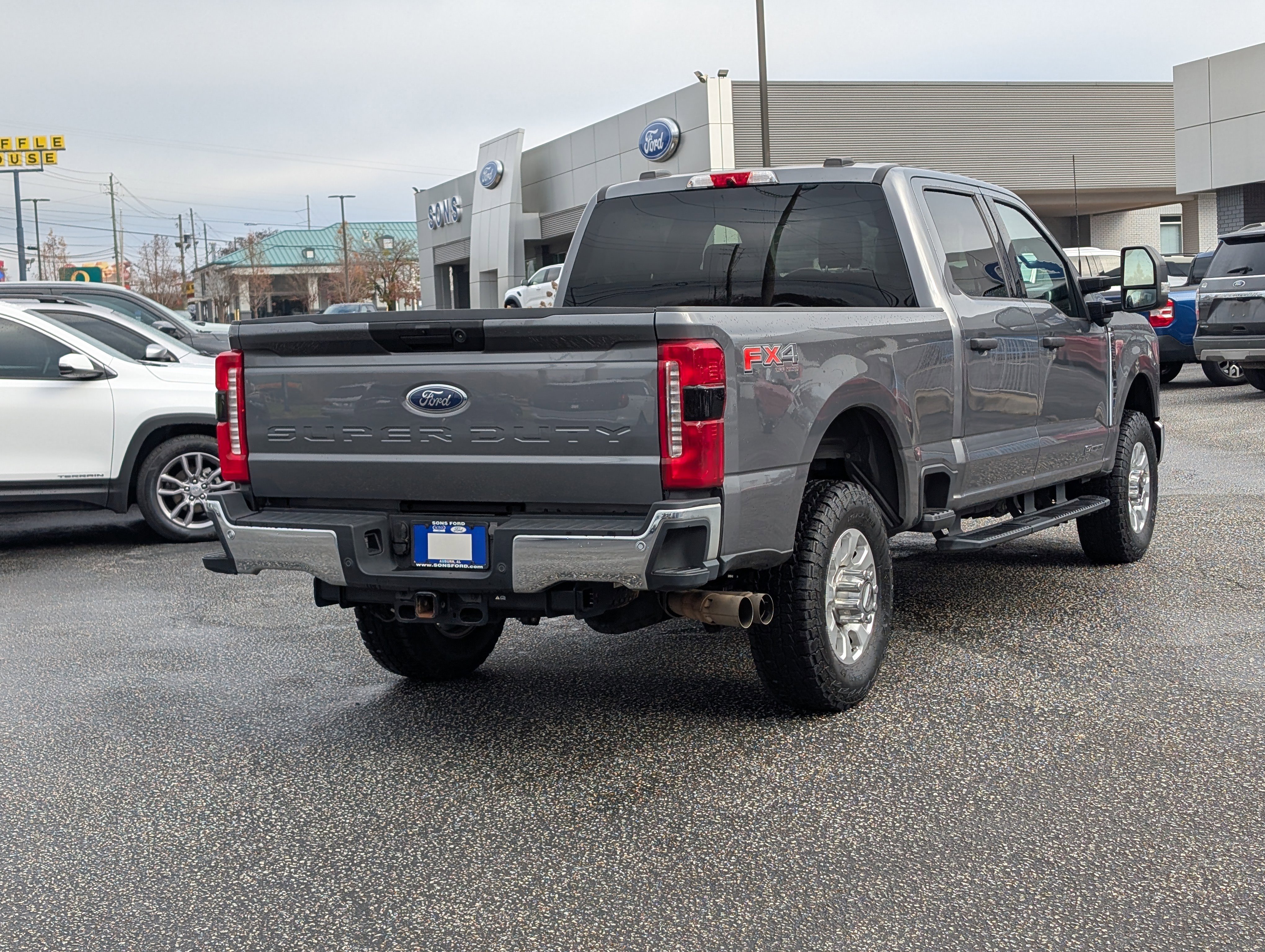 Certified 2024 Ford F350 XLT w/ 360-Degree Camera Package image 9