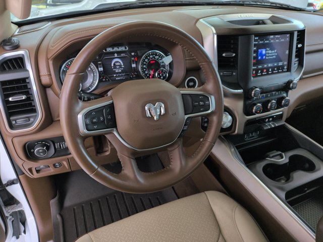 Used 2021 RAM 1500 Laramie AWD/4WD image 17