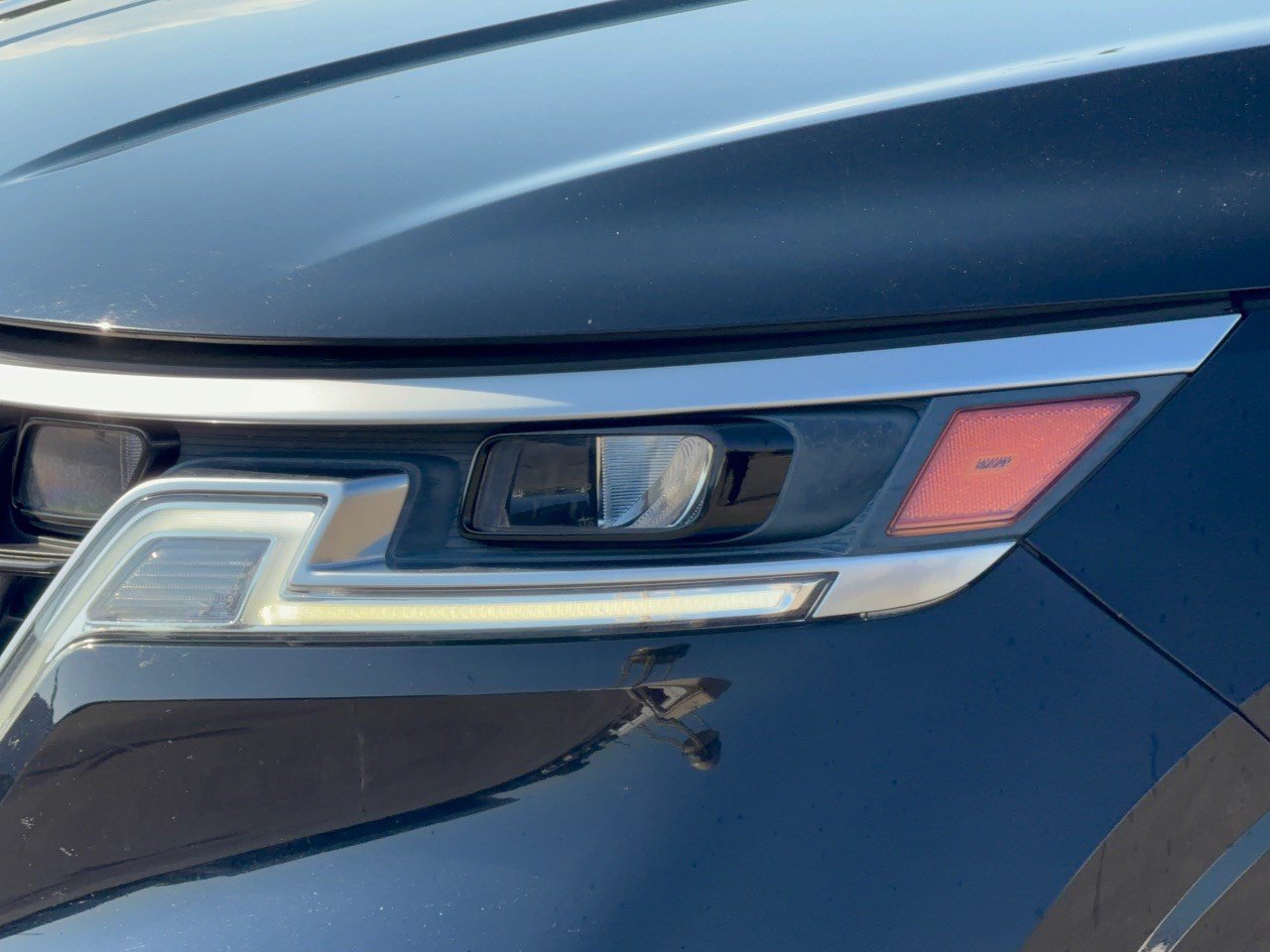 Used 2022 Kia Carnival EX FWD image 12