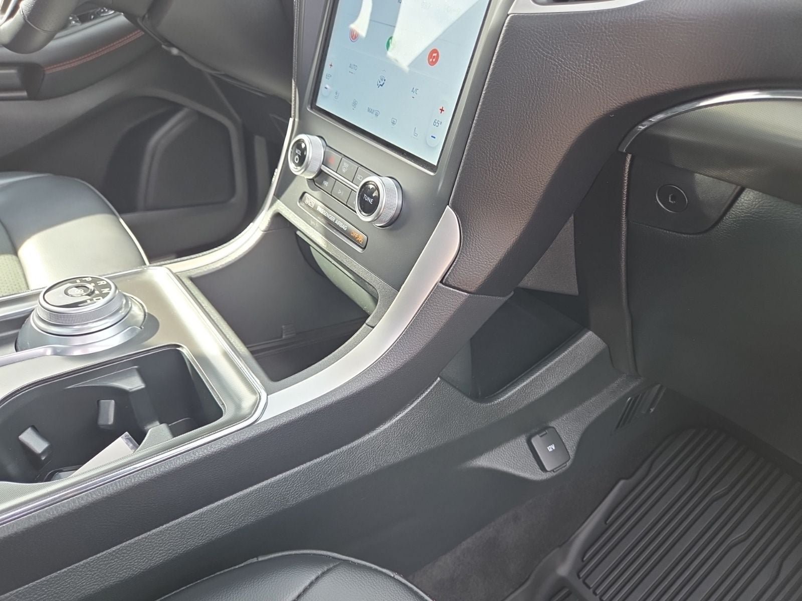 Certified 2024 Ford Edge ST-Line AWD/4WD image 38