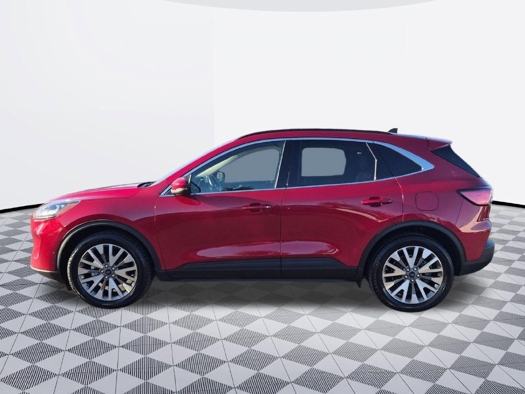 Certified 2020 Ford Escape Titanium AWD/4WD image 3