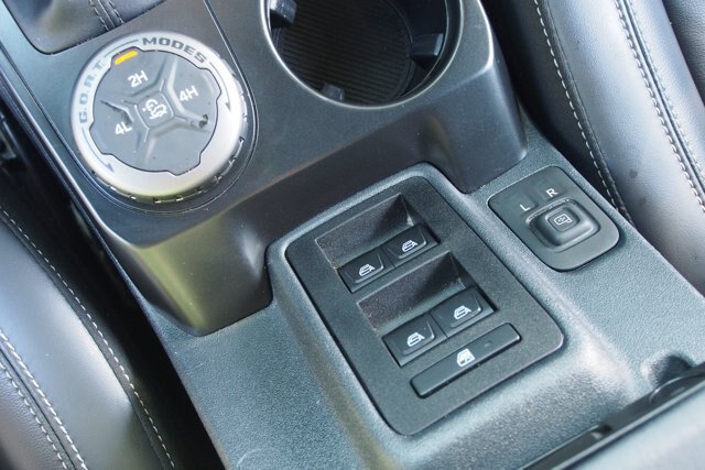 Certified 2025 Ford Bronco Outer Banks AWD/4WD image 24