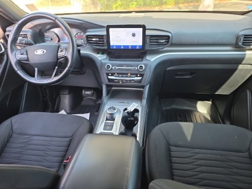 Certified 2020 Ford Explorer XLT RWD image 17