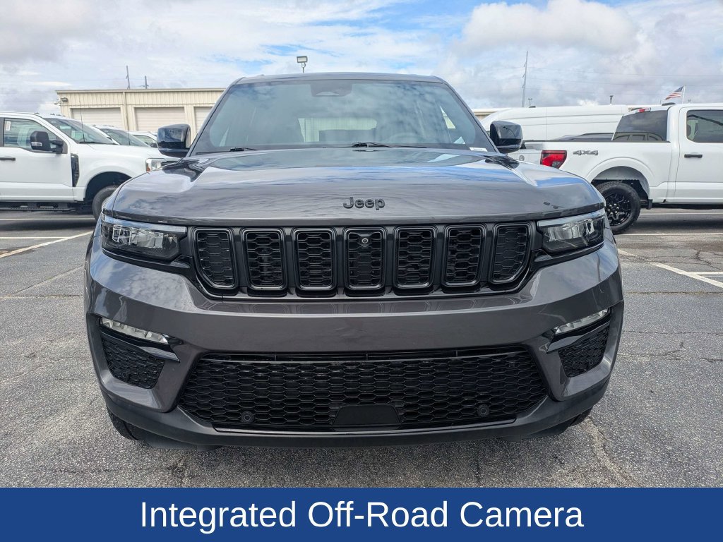 Used 2025 Jeep Grand Cherokee Limited w/ Luxury Tech Group II AWD/4WD image 10