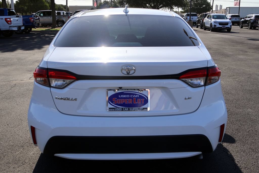 Used 2022 Toyota Corolla LE FWD image 13