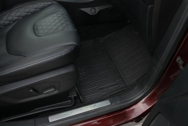 Certified 2024 Ford Edge Titanium w/ Equipment Group 301A image 31