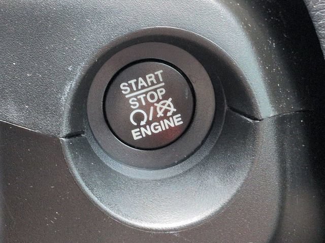 Used 2020 Jeep Compass Latitude FWD image 26