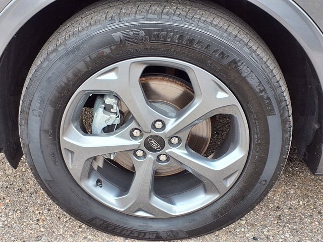 Certified 2024 Ford Escape ST-Line w/ Tech Pack #1 AWD/4WD image 29