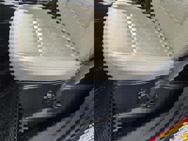 Certified 2019 Ford EcoSport Titanium image 11