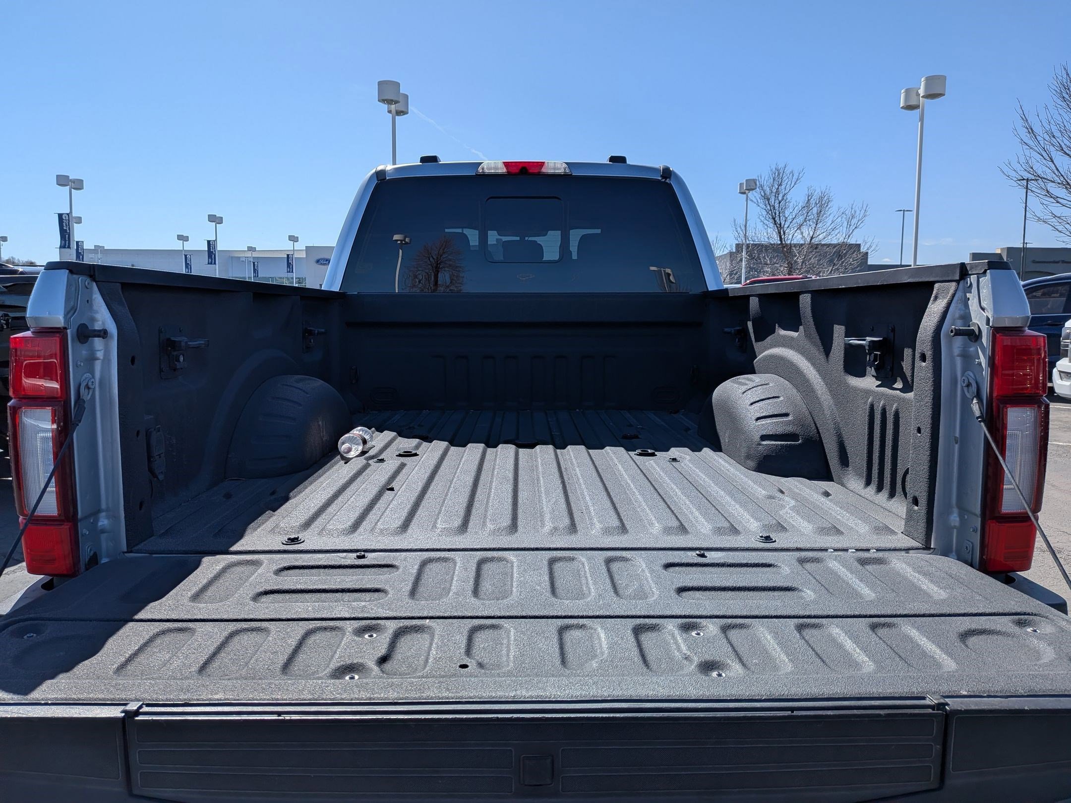 Certified 2022 Ford F350 Lariat w/ Tremor Off-Road Package image 31