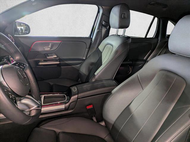 Used 2025 Mercedes-Benz GLA 250 image 19
