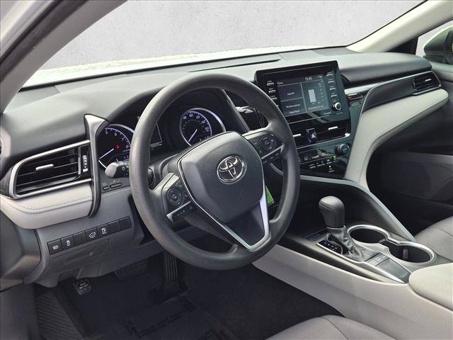 Used 2022 Toyota Camry LE FWD image 10