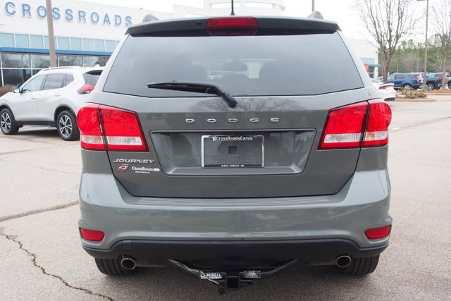 Used 2019 Dodge Journey SE image 4
