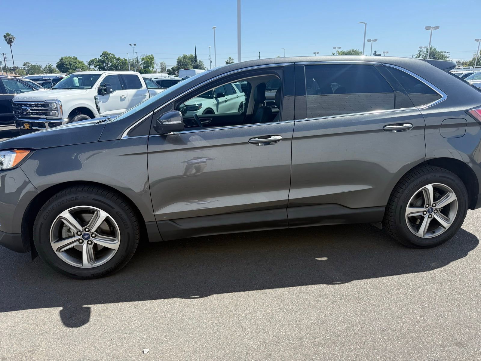 Certified 2019 Ford Edge SEL w/ Equipment Group 201A FWD image 2