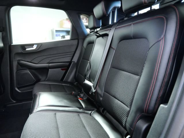 Certified 2025 Ford Escape ST-Line AWD/4WD image 41