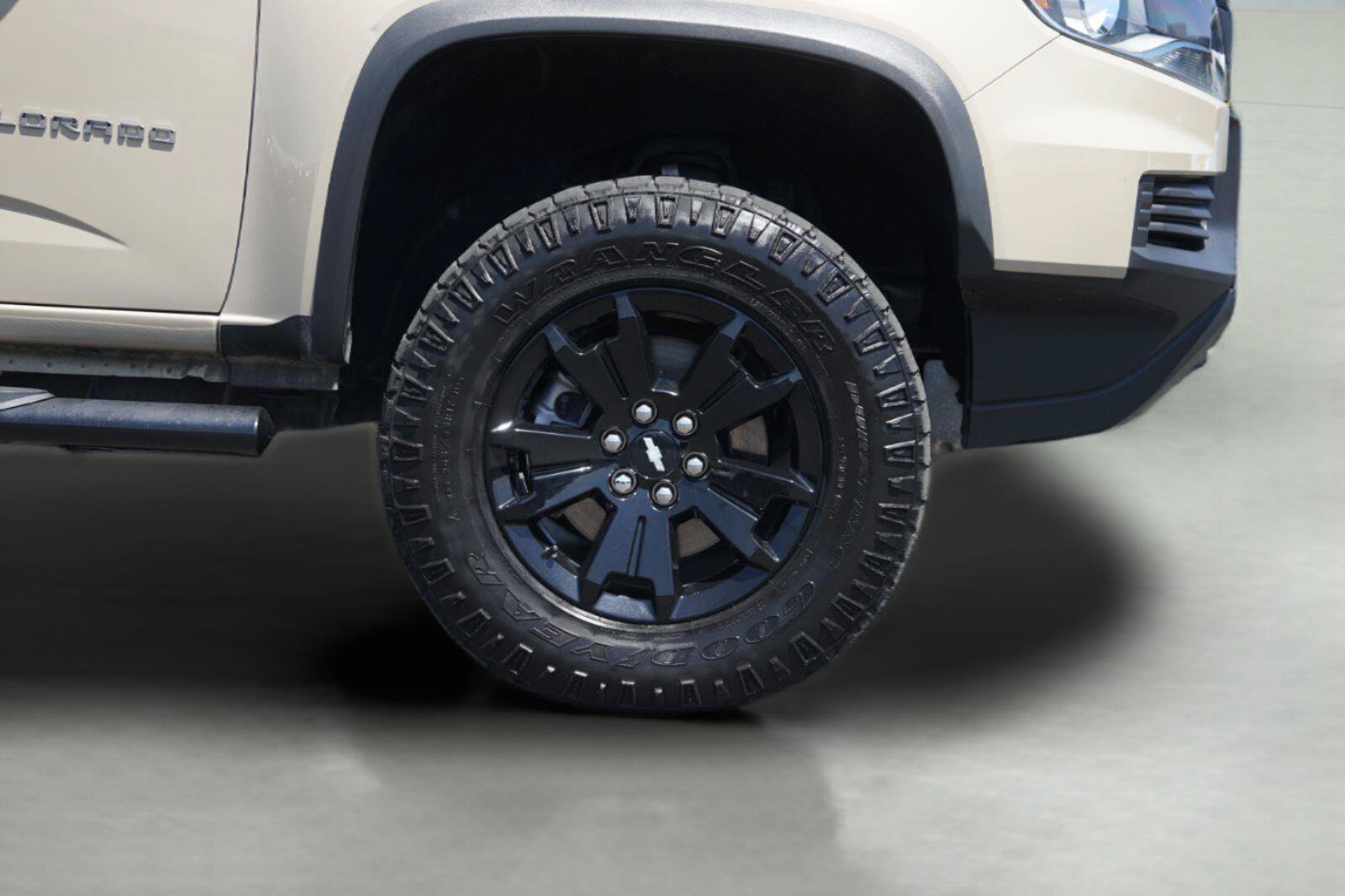 Used 2022 Chevrolet Colorado ZR2 w/ ZR2 Dusk Special Edition AWD/4WD image 4