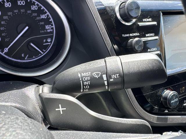 Used 2018 Toyota Camry SE FWD image 29