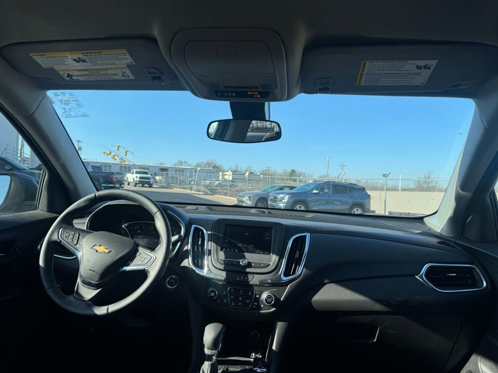Used 2024 Chevrolet Equinox LT image 10