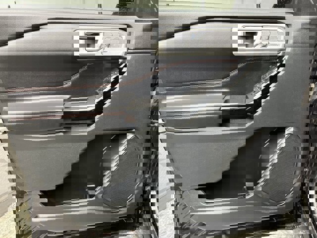 Certified 2022 Ford Explorer ST-Line w/ Class IV Trailer Tow Package image 12