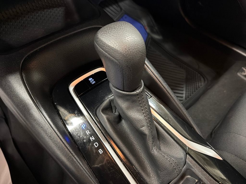 Used 2021 Toyota Corolla LE image 26