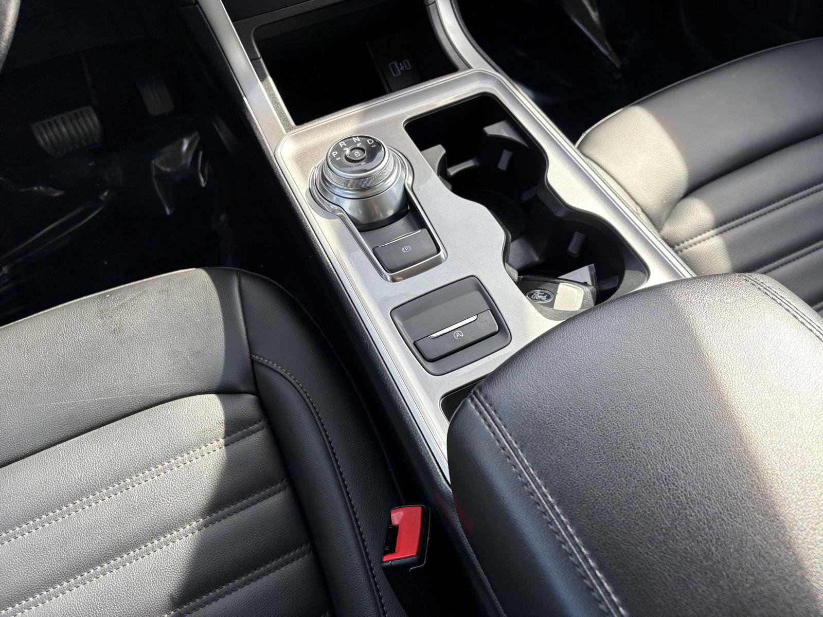 Certified 2024 Ford Edge SEL w/ Convenience Package image 14