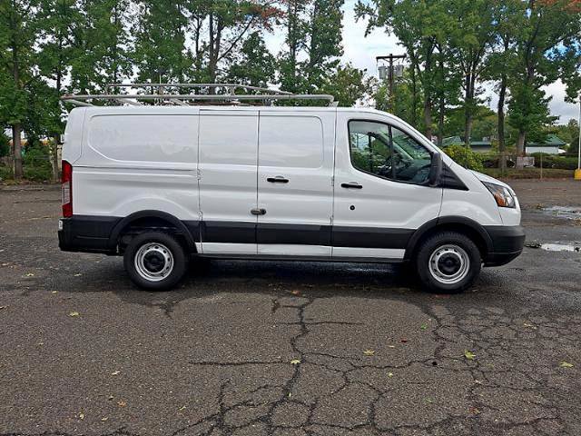 Certified 2019 Ford Transit 250 130 Low Roof RWD image 8