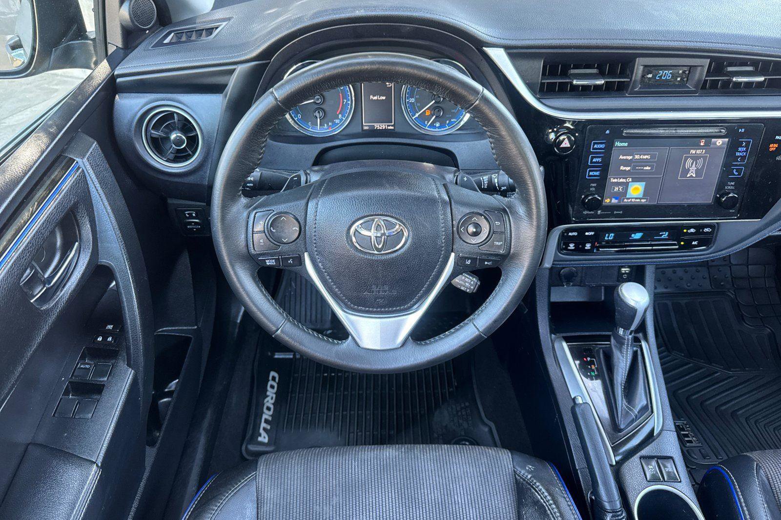 Used 2017 Toyota Corolla SE image 5