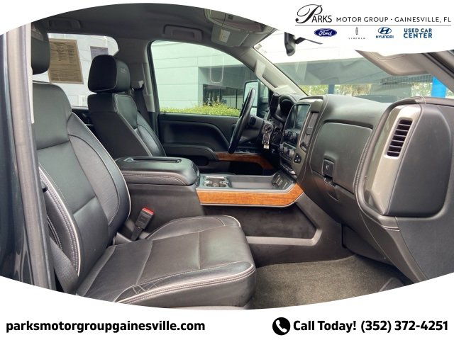 Used 2017 Chevrolet Silverado 2500 High Country w/ Duramax Plus Package image 17