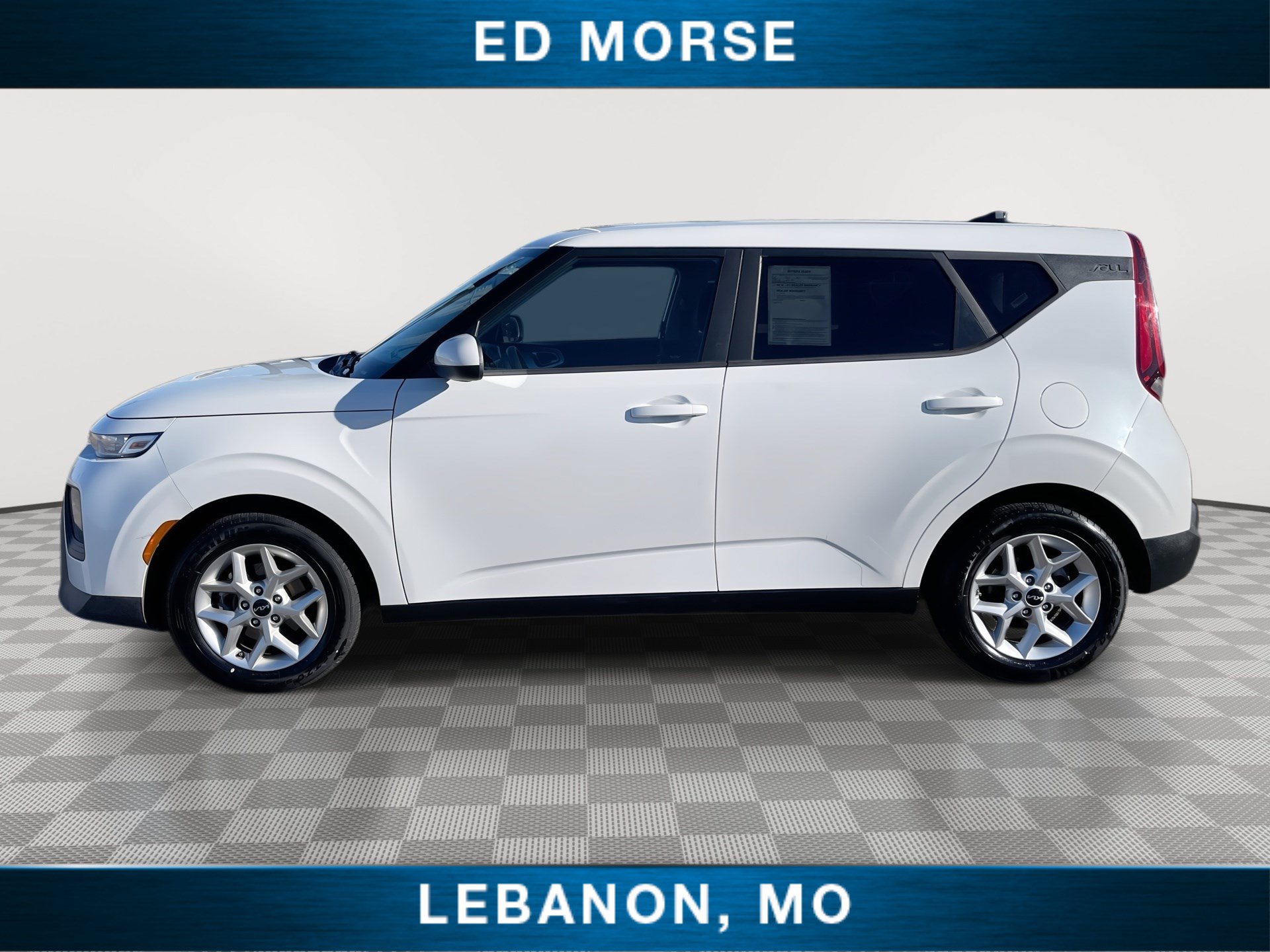 Used 2022 Kia Soul LX w/ Technology Package FWD image 5