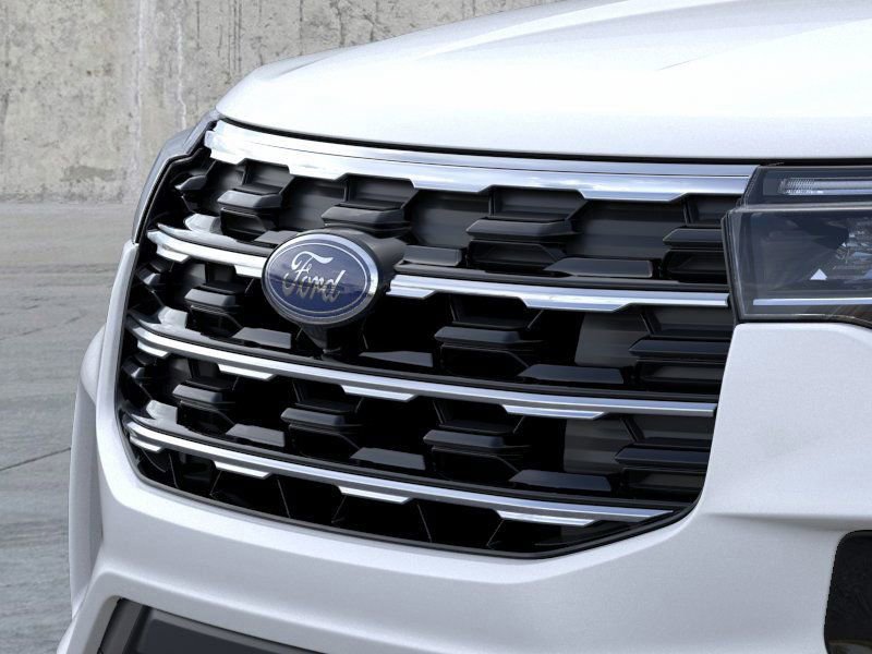 Certified 2025 Ford Explorer Active w/ Active Comfort Package image 17