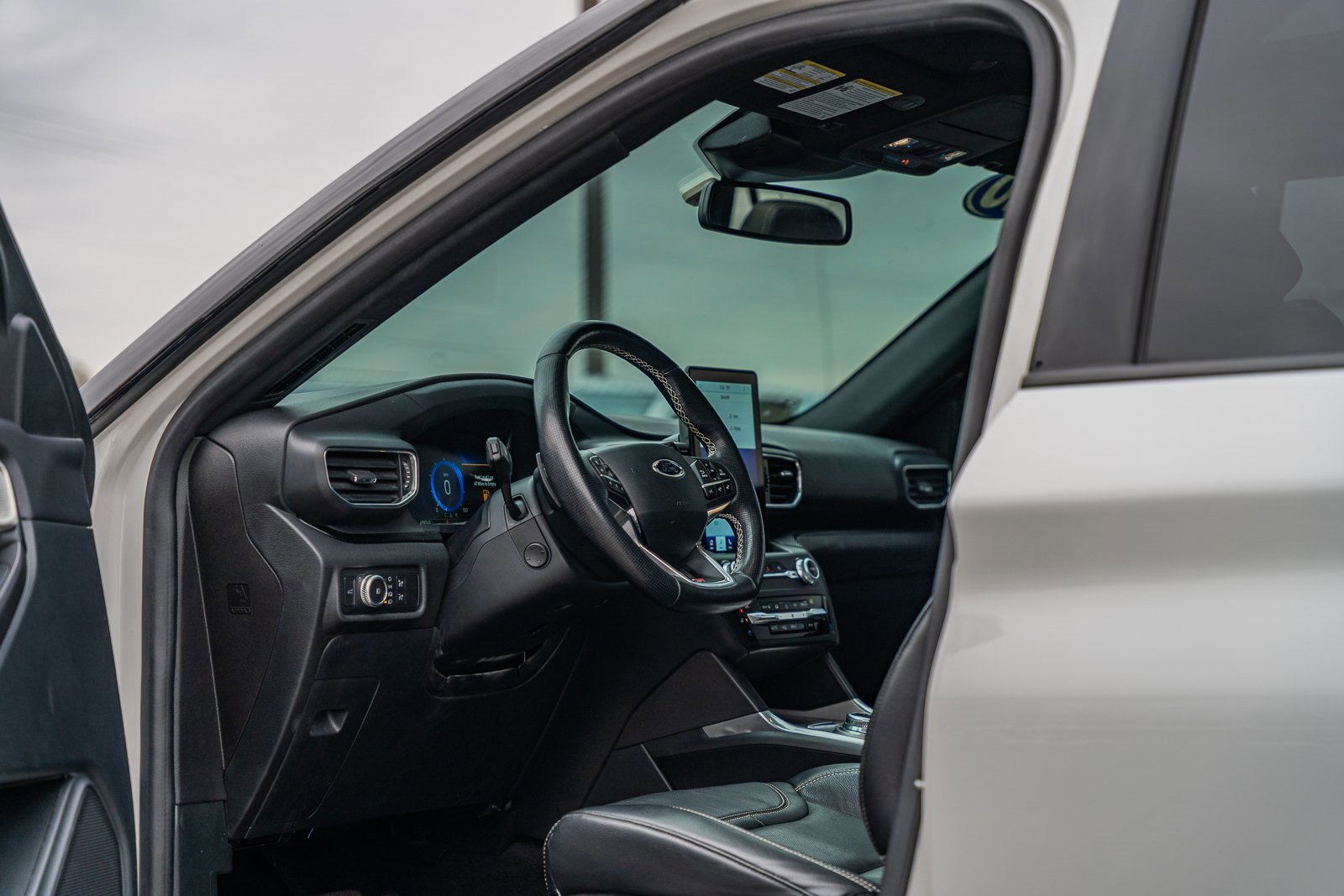 Certified 2020 Ford Explorer ST w/ Premium Technology Package image 23