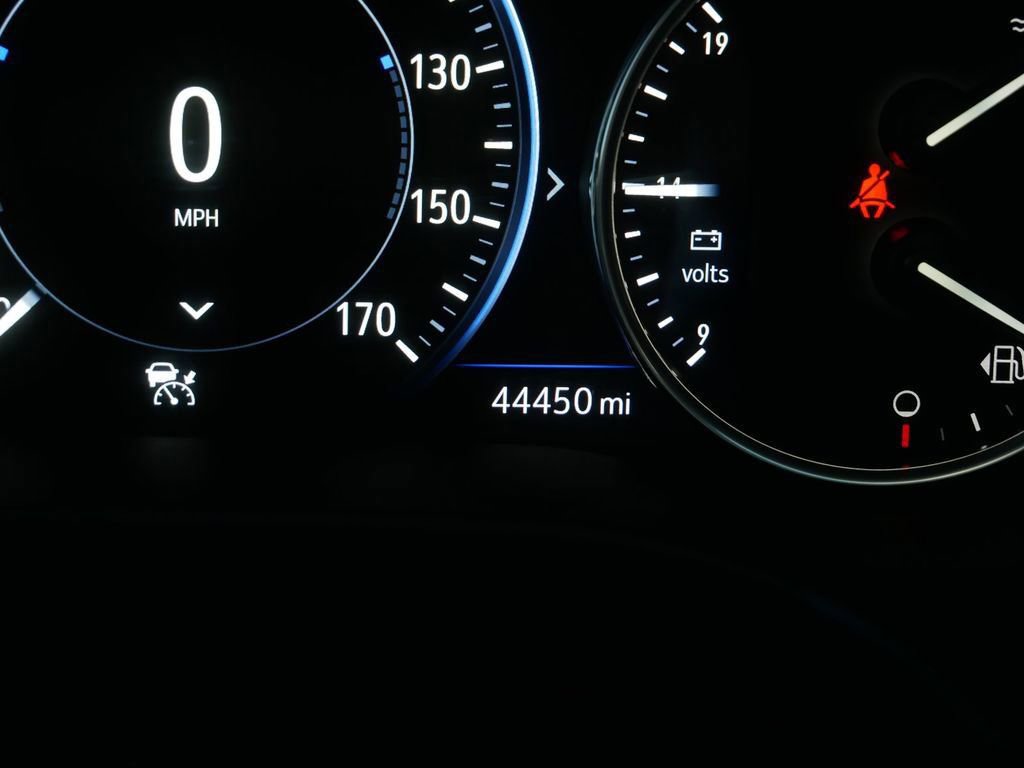 Used 2022 Buick Enclave Avenir image 31