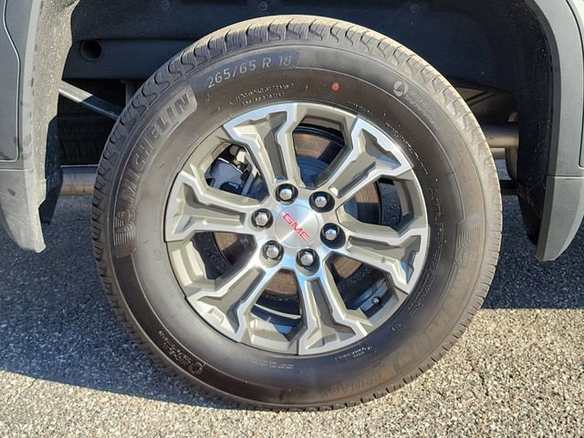 Used 2026 GMC Sierra 1500 SLT image 6