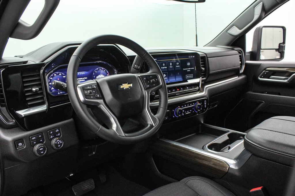 Used 2025 Chevrolet Silverado 3500 LT w/ Texas Edition image 16