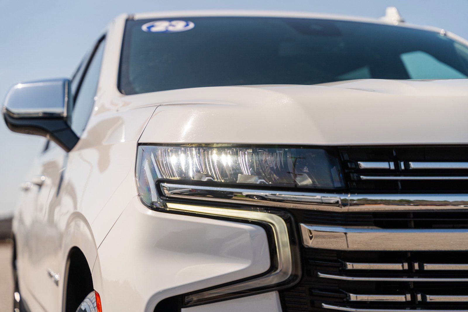 Used 2023 Chevrolet Suburban Premier image 10