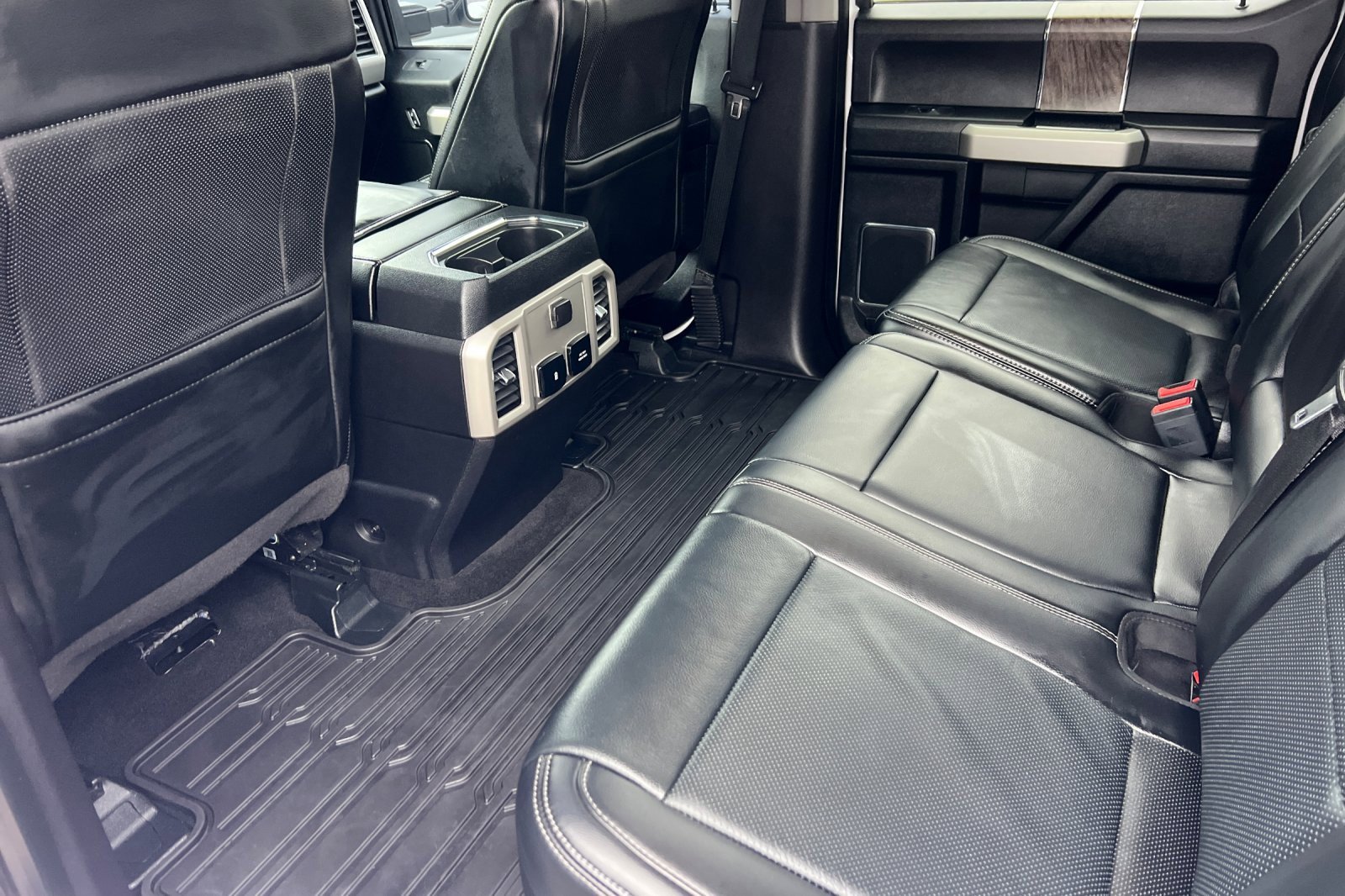 Certified 2019 Ford F250 Lariat image 13