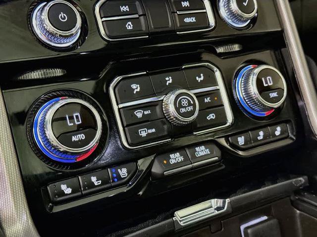 Used 2024 GMC Yukon Denali AWD/4WD image 18