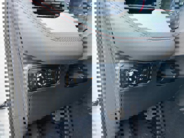 Certified 2025 Ford Explorer Active image 12